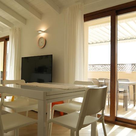 Waterfront Apartment Ольбия Экстерьер фото