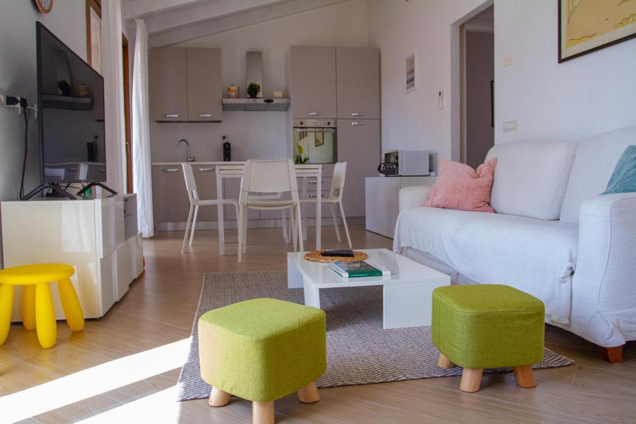 Waterfront Apartment Ольбия Экстерьер фото